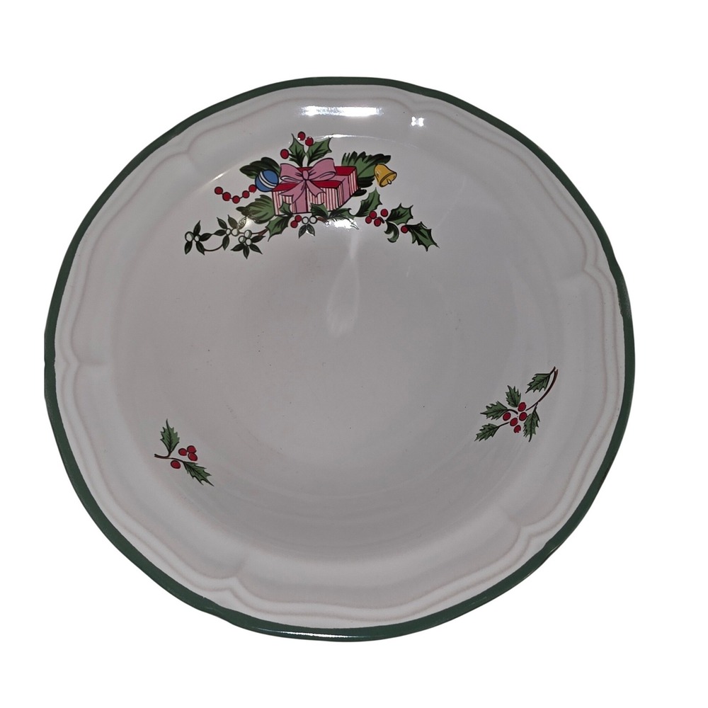 International China Company Tradition Stoneware‎ Christmas Holly Serving Bowl